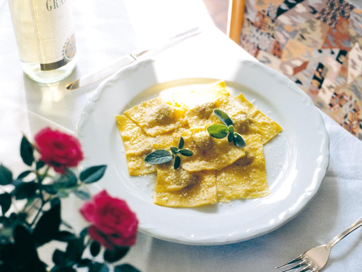 Albergo Ristorante Marcheno Bagian luar foto