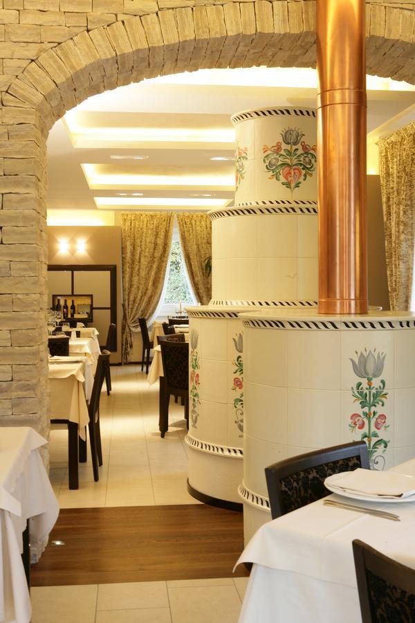 Albergo Ristorante Marcheno Bagian luar foto